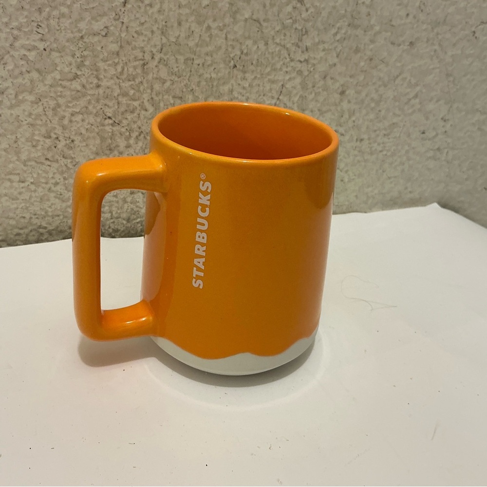 Starbucks Summer 2022 Orange ‘Mango Luster Drip’ Ceramic Mug 14oz